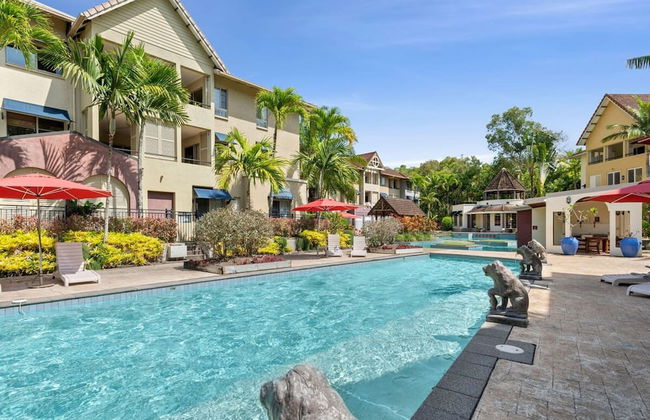 Reef Apartment Cairns - 4 Pools Resort BBQ - Photo 16