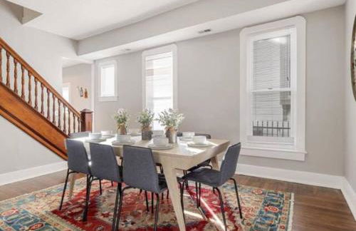 Chic 6BR Retreat:10 beds 3.5 Baths for Groups*ste - Foto 72