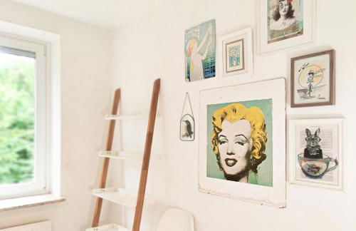 INIKAMA: Designer Apartment im Grünen – Netflix - Foto 20