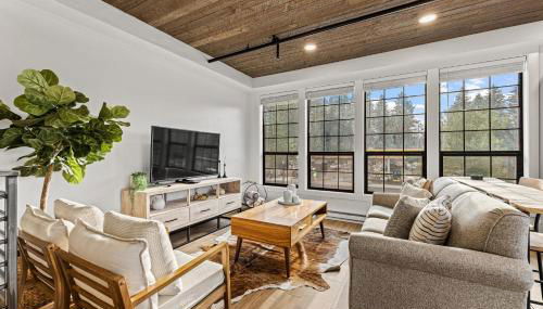 The Loft 10 - Steps from the Lake & Dining- Newly renovated in the heart of McCall - Foto 4