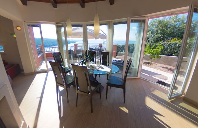 Luxury Three-bedroom Apartment With Amazing Overlook at the sea - Foto 21