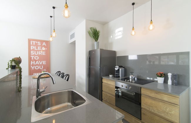 Mr. Katinsky - By TLV2GO - Foto 23