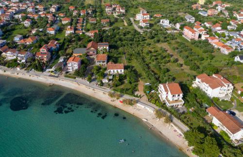 Villa Suncica with Heated Pool, Jacuzzi and Bikes near Zadar - Foto 44