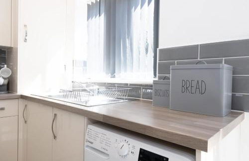 Contemporary 3 Bedroom Home with Garden & Parking - Foto 24