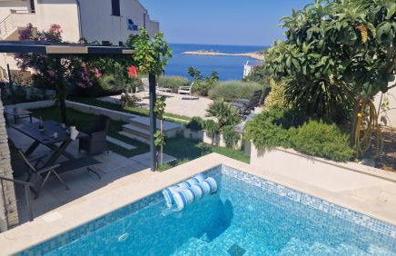 Vila Hrvatska - Photo 32