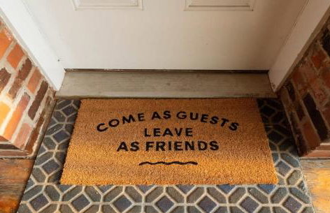 Charming Cozy & Convenient STL Gem ABODEbucks - Foto 3