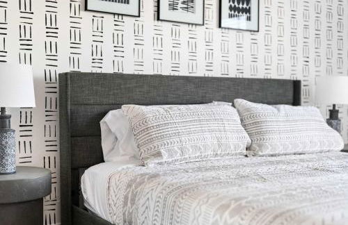 Grand 6BR 3BA Pool Escape Round Rock - Foto 16