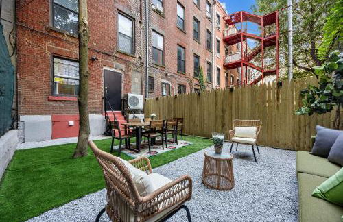 Brownstone 2 Bed with Private Backyard near Subway - Foto 17