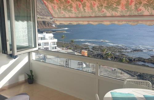Beautiful oceanfront studio with private parking - Foto 15