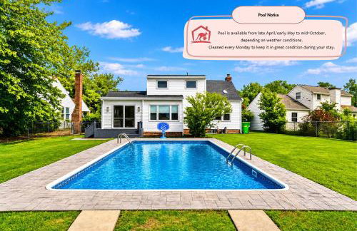 4 Bedroom Pool and Hot Tub Home Near Cleveland - Foto 1