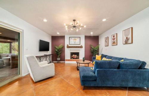 Tucasa - Private Backyard Resort - Theater - Foto 15