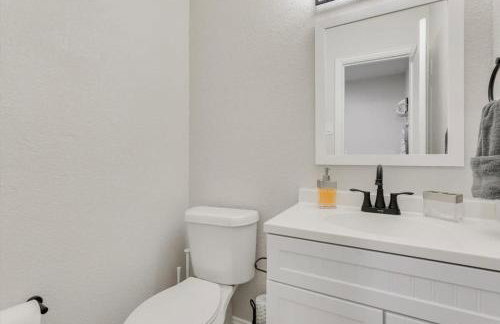 Gorgeous Sunny Home for Big Groups w Private Pool - Foto 38