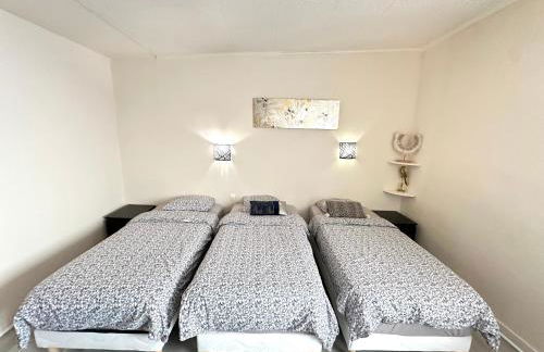 Cozy Station House & Direct Access to Paris - Foto 9