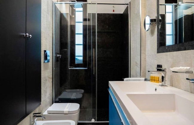 VFH Stylish Boutique Apartment Central - Photo 13