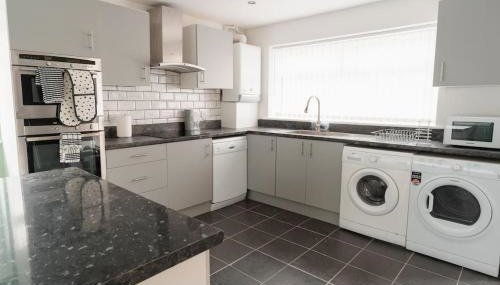 Prenton House, 3BR Close to Liverpool - Foto 5