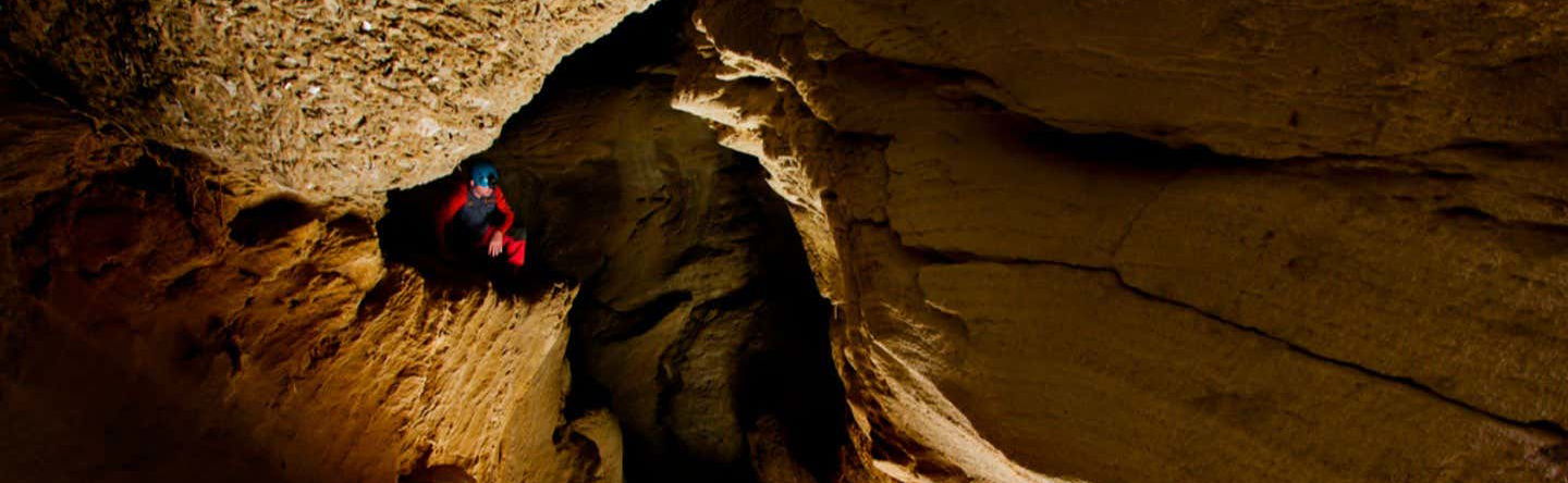 Spéléologie dans les grottes de Sorbas
