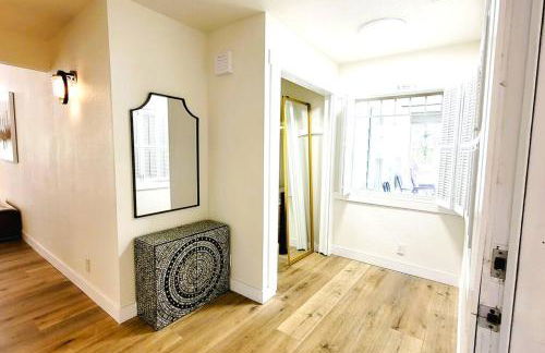 Tranquil Riverfront Retreat - Foto 9