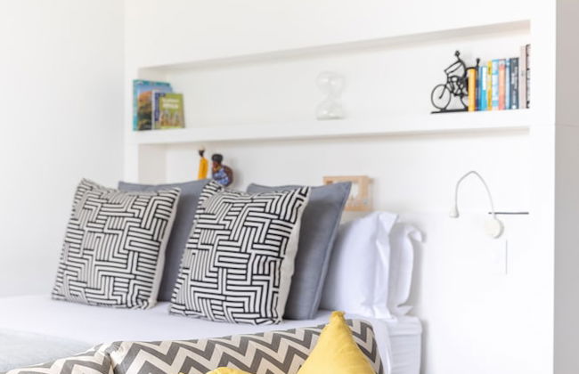 204 Juliette A, Waterfront Marina Residential - Photo 6