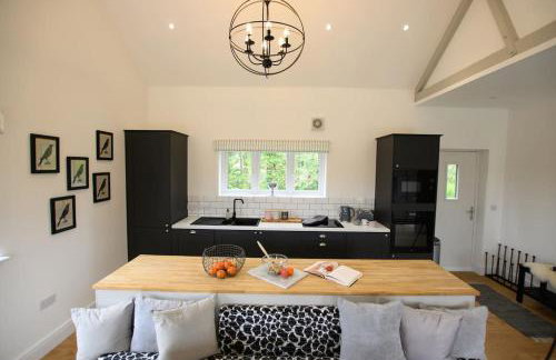 Luxury Barn Conversion with Hot Tub- 'Blackbird' - Foto 2