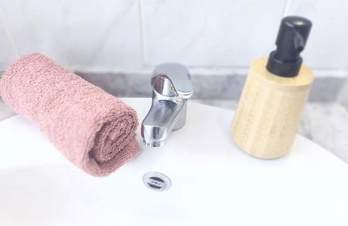 Appartement Charmant - Lille Vauban - Proche Metro - Universite - Foto 13