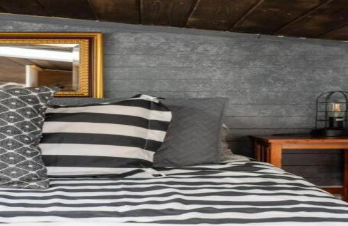 Ashore the Clouds Glamping awaits - Foto 37