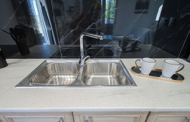 SkyFrame Apartments - Photo 31