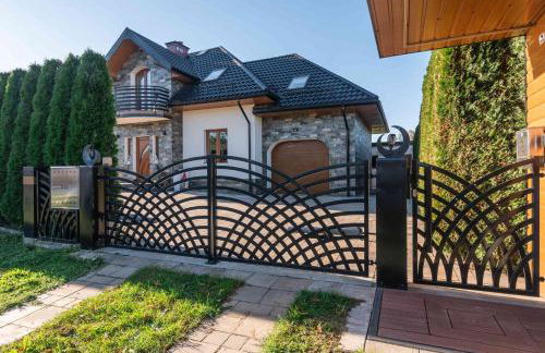 Dream Holiday z Sauna i jacuzzi Lovely Krynica Zdrój - Photo 2