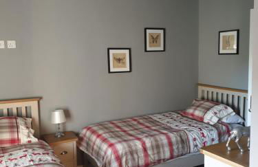 Lovely 4 bed House Sleeping 8 Near Ashbourne - Foto 41