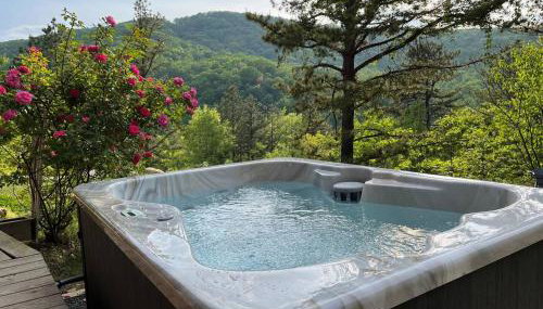 Secluded LUX Bunker Hot Tub, Views & Trails - Foto 2