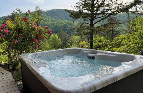 Secluded LUX Bunker Hot Tub, Views & Trails - Foto 2