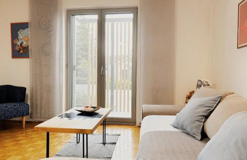 Sunny House - Photo 7