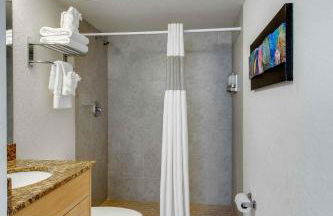 Surf Beach Treasure Island Resort - Photo 18