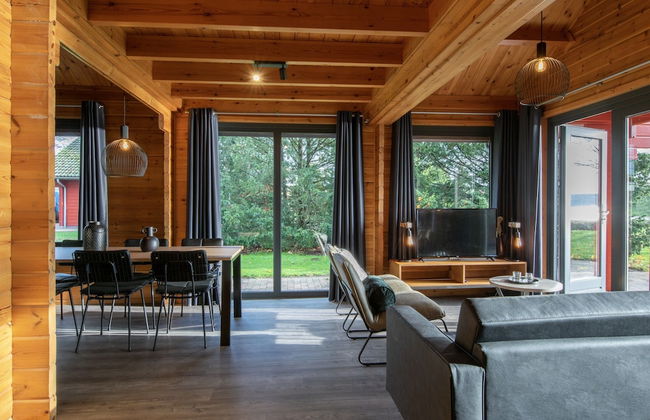 Restyled Wooden Lodge Near the Maasduinen - Foto 9