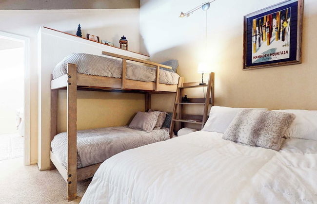 Modern Cabin for 6, Near Slopes + Canyon Lodge! - Foto 6