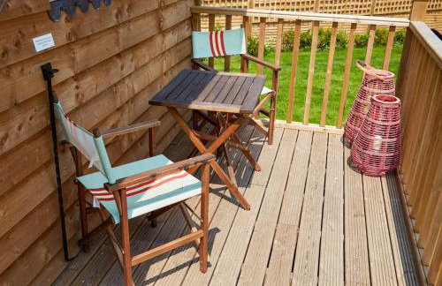 The Challoners - Photo 19