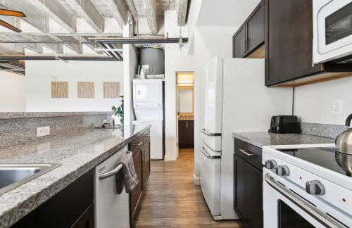 Industrial Downtown Apartment - 2BD 2BA - Foto 5