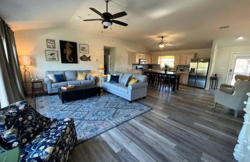 Beach Please! Complimentary 6-Seater Golf Carts! - Foto 40