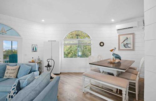 Barbies Dream House kayaks,paddleboard,fenced yard - Foto 6