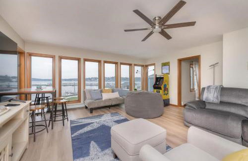 Waterfront Sodus Gem, Dock Game Loft Bay View - Foto 21