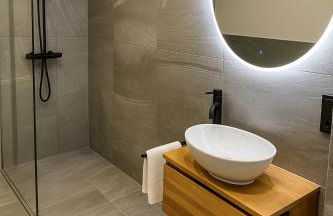 Alpentraum: Luxuswohnung mit atemberaubendem Blick - Photo 11