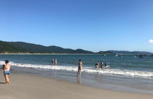 Sobrado 50 metros da Praia da Armação e Matadeiro-Floripa!! 35 - Photo 26