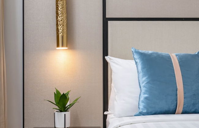 Pavilion Embassy Suites KL by Perfect Host - Photo 16