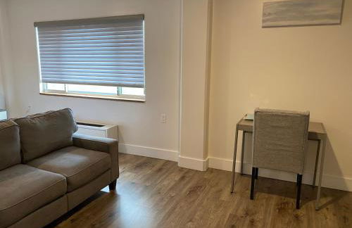 Lovely Micro Studio Apartment in Downtown Gadsden - Photo 4