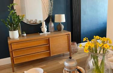 The Clock Tower Apartment - Spacious, Modern, 2 Bedroom Apartment , Southsea with Free parking - sleeps 4 - Photo 18