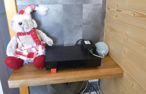 le chalet Cerdan - classé 3 étoiles - 5 personnes - 2 chambres- parking -garage-jardin-WIFI-rénové en 2023 - Foto 7