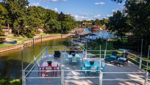 The Susser Estate with Dock Hot Tub Game Room - Foto 3