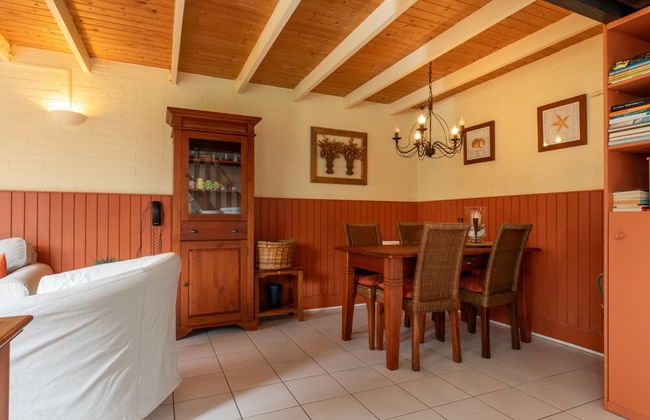 Holiday Home in De Punt With Pool & Garden - Foto 21