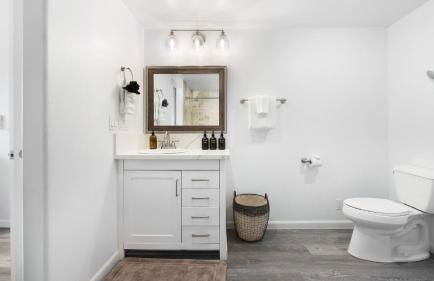 Oceanfront 2BR Rooftop Deck Beach Access Strand Way B - Photo 13