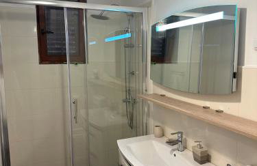 Holiday House Jagoda -First Row to the Sea Brbinj - Foto 41