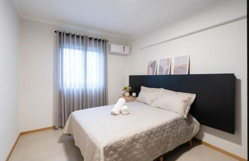 Localização Central! A 450 metros da Vila Germânica Loft com Piscina, Ar-Condicionado, Wi-Fi, Cozinha completa, Garagem Privativa, Espaço Zen, Academia, Sauna, e Mercadinho 24h - Foto 5